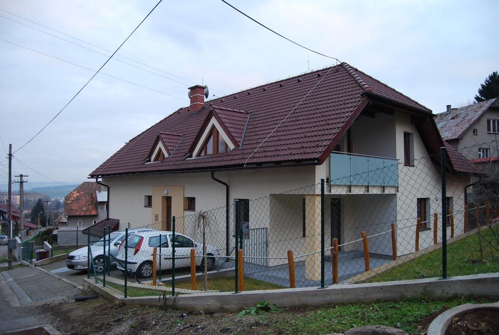 Penzion Emilia Ruzomberok Exterior foto