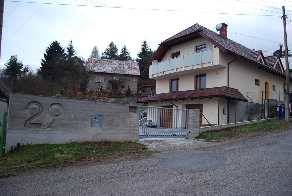 Penzion Emilia Ruzomberok Exterior foto